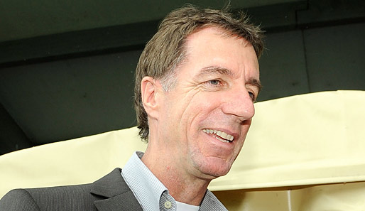 Helmut Schulte, seit 2008 Sportdirektor bei St. Pauli, war früher selbst für die Kiezkicker aktiv