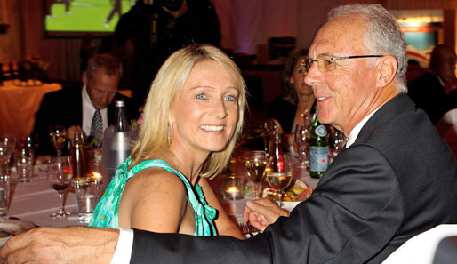 Mehr Zeit für die Familie: Franz Beckenbauer (r.) ist seit 2006 mit Heidi Beckenbauer verheiratet