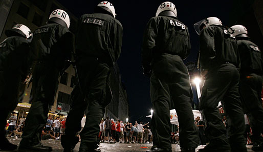 Beim Hamburger Derby musste die Polizei vor allem auf die HSV-Fans ein Auge werfen