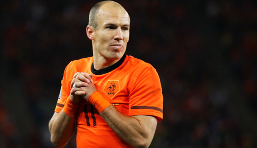 Der Streit um Arjen Robbens Verletzung während der WM findet kein Ende