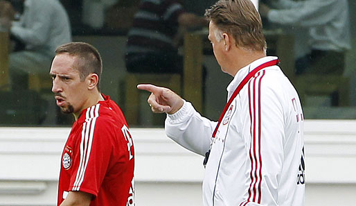 Seit 2009 arbeiten Franck Ribery (l.) und Louis van Gaal beim FC Bayern München schon zusammen