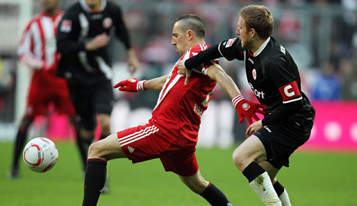 Franck Ribery (l.) gewinnt an Fitness und kommt langsam wieder in den Tritt bei Bayern München