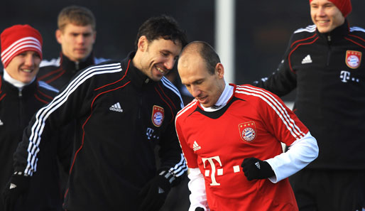 Arjen Robben (vorne) erzielte in der vergangenen Bundesligasaison 16 Treffer für den FC Bayern
