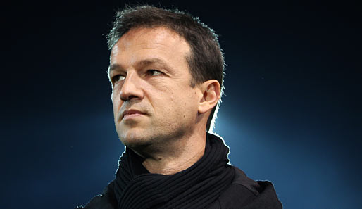 Fredi Bobic (39) ist seit Sommer 2010 Sportdirektor beim VfB Stuttgart