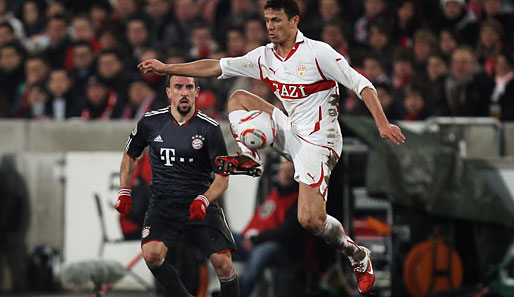 Khalid Boulahrouz (r.) wechselte im Sommer 2008 vom FC Chelsea zum VfB Stuttgart