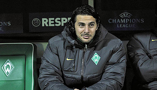 Werder-Stürmer Claudio Pizarro fehlt weiterhin aufgrund einer Verletzung