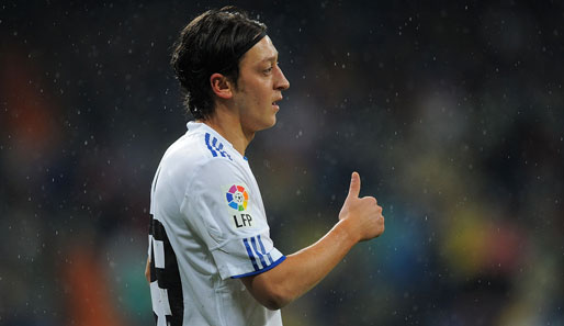 Mesut Özil glaubt an den Klassenerhalt seines Ex-Vereins Werder Bremen
