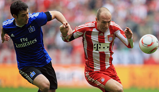 Arjen Robben (r.) soll laut Rummenigge auch in Zukunft für die Bayern auflaufen