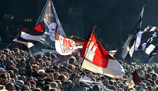 Die St-Pauli-Anhänger dürfen ihre Mannschaft auch im Spiel gegen Bremen anfeuern