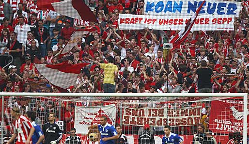 Ein kleiner Teil von Bayern-Fans ist gegen die Verpflichtung von Manuel Neuer