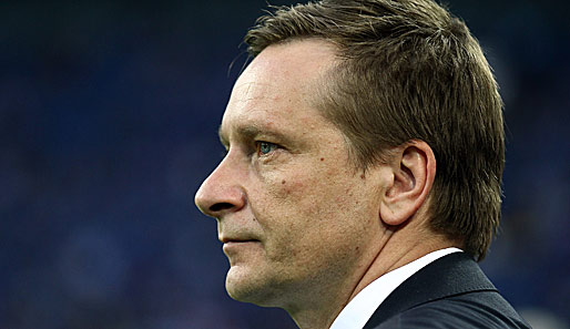 Nach der Pleite gegen Köln richtet Schalke-Sportdirektor Horst Heldt den Blick aufs Pokalfinale