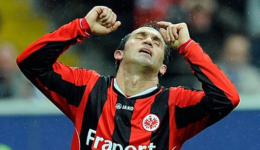 Theofanis Gekas stieg mit Eintracht Frankfurt in die Zweite Liga ab