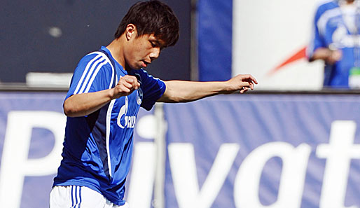 Hao Junmin wechselt vom FC Schalke 04 zum amtierenden chinesischen Meister Luneng Taishan