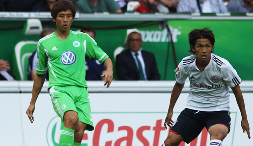 Koo Ja Cheol (l.) absolvierte bisher elf Bundesligaeinsätze für den VfL Wolfsburg