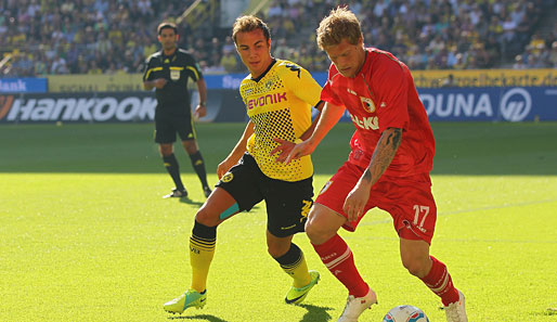 Marcel de Jong (r.) hat sich im Spiel gegen den BVB das Innenband im linken Knie gerissen