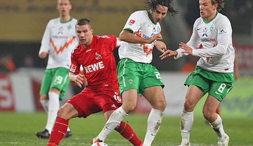 Lukas Podolski und Claudio Pizarro spielten einst gemeinsam beim FC Bayern