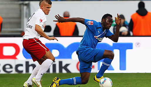 Chinedu Obasi (r.) läuft in der Rückrunde im Schalke-Trikot auf