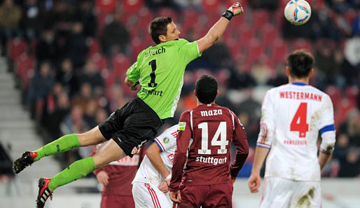 Sven Ulreich in Aktion bei seinem überragenden Spiel im Pokal gegen den HSV