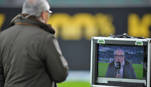 Felix Magath steht im Spiel auf Schalke besonders im Fokus