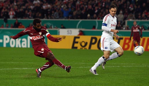 Beim letzten Aufeinandertreffen im DFB-Pokal erzielte Cacau (l.) das 1:0 für Stuttgart