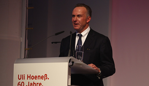 Karl-Heinz Rummenigge kritisiert die aktuelle Schiedsrichterleistung