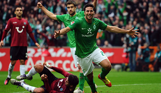 Claudio Pizarro steht seit 2008 bei Werder Bremen unter Vertrag