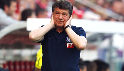 Hat im Abstiegskampf Personalprobleme: Hertha-Coach Otto Rehhagel