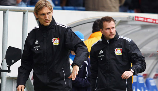 Sami Hyypiä (l.) und Sascha Lewandowski betreuen seit Anfang April die Elf von Bayer Leverkusen