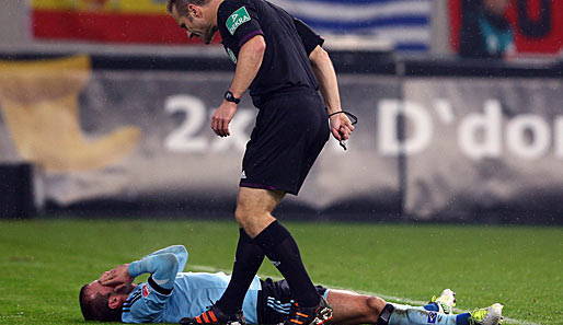 Rafael van der Vaart zog sich im Spiel gegen Düsseldorf einen Muskelfaserriss zu