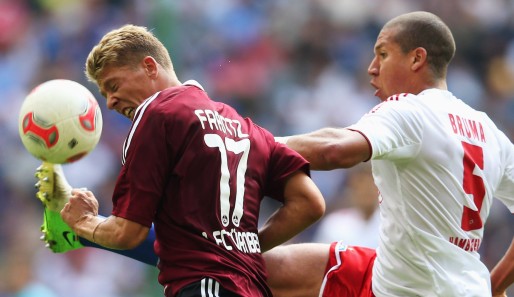 Hart umkämpft: Im Hinspiel gewann der FC Nürnberg gegen Hamburg mit 1:0