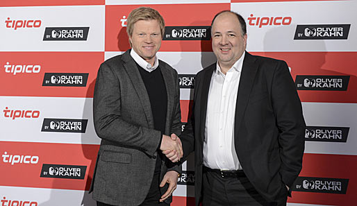 Oliver Kahn zusammen mit Stefan Meurer, Geschäftsführer von Tipico Deutschland