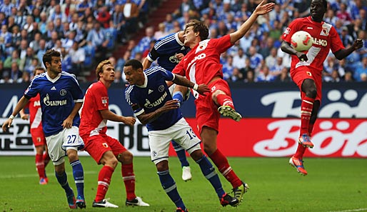 Das Hinspiel gegen Augsburg konnte Schalke mit 3:1 gewinnen