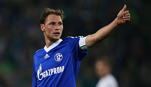 Benedikt Höwedes will mit Schalke 04 noch die Champions-League-Qualifikation erreichen