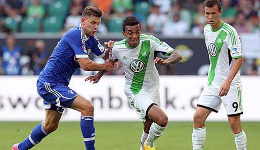 Bei seinem Debüt für Wolfsburg gewann Luiz Gustavo mit 4:0 gegen Schalke 04