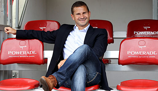 Geht das Unternehmen Bundesliga gelassen an: Braunschweig-Manager Marc Arnold