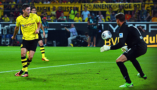 Robert Lewandowski (l.) traf für Dortmund zum 1:0-Endstand gegen Werder Bremen