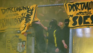 Anhänger von Borussia Dortmund sorgten im Derby gegen Schalke für einen Eklat