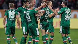 Der FC Augsburg liegt nach der Hinrunde im sicheren Mittelfeld der Tabelle