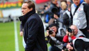 Unzufrieden: Horst heldt will die Schalker Hinrunde intensiv aufarbeiten