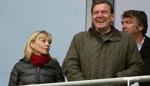 Stammgast auf der Tribüne: Gerhard Schröder ist mittlerweile auch Mitglied bei Hannover 96