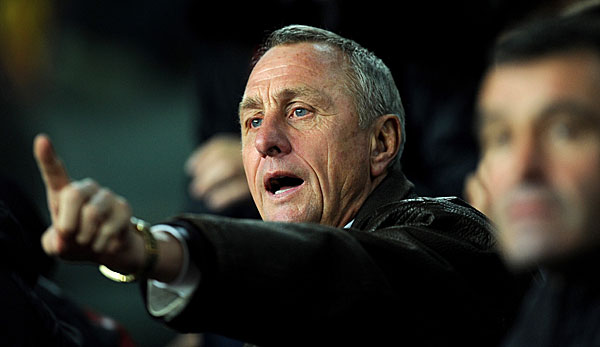 Johan Cruyff sieht Rafael van der Vaart beim Hamburger SV in der falschen Rolle