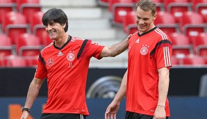 Joachim Löw (l.) & Manuel Neuer haben gut lachen: Beide wurden vom "Kicker" ausgezeichnet