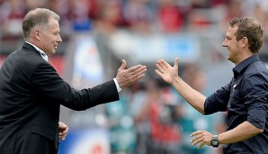 Manager Reuter und Trainer Weinzierl verstehen sich auch trotz Niederlage blendend.