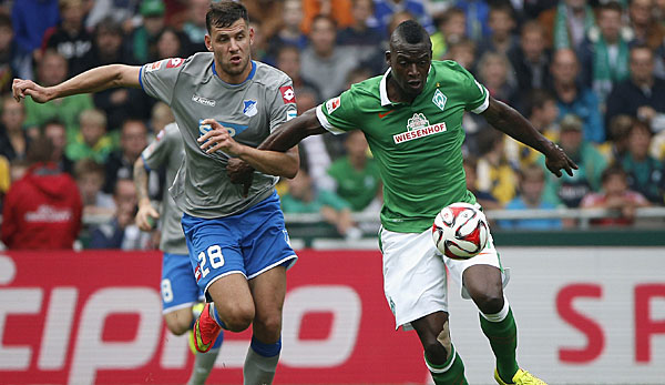 Assani Lukimya (r.) spielt seit 2012 bei Werder Bremen