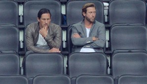 Roger Schmidt (l.) und Lars Kornetka im August beim Supercup in Dortmund