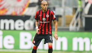 Bamba Anderson hat seinen Vertrag bei Eintracht Frankfurt langfristig verlängert
