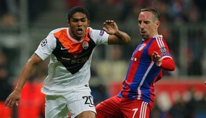 Douglas Costa: ""Die Gespräche haben zwischen meinem Klub und Bayern stattgefunden"