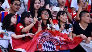 Eine große Fangemeinde freut sich über die Präsenz der Bayern in China