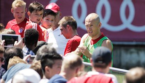 Der FC Bayern startete mit Arjen Robben am Mittwoch in die Saisonvorbereitung