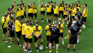 Die Truppe von Borussia Dortmund vor einer Trainingseinheit in Bad Ragaz